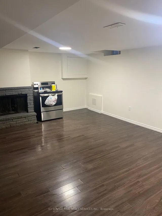 Additional image 18 of 26 Hillbank Tr