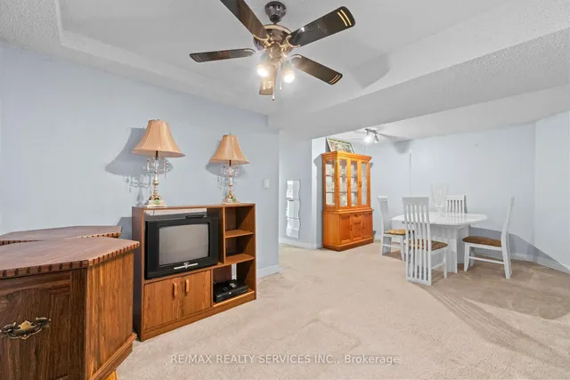 Additional image 30 of 67 Wildercroft Ave