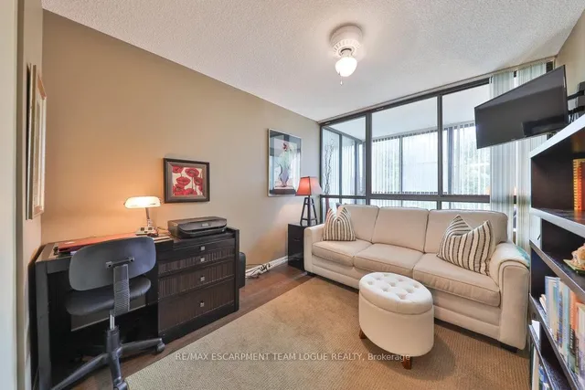 Additional image 23 of 1230 Marlborough Crt Unit 305