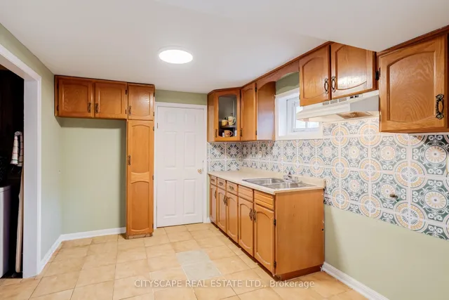 Additional image 28 of 22 Jade Cres