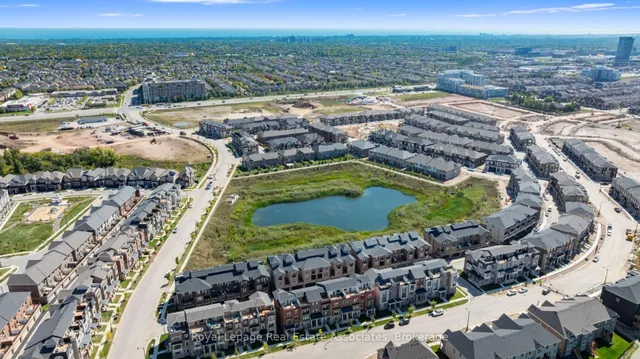 Additional image 42 of 1164 Onyx Tr