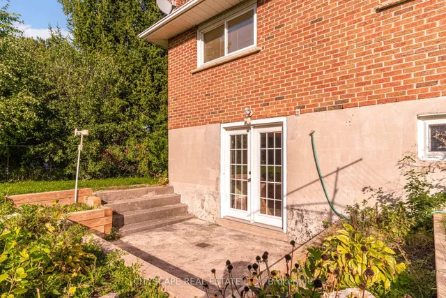 Additional image 34 of 22 Jade Cres