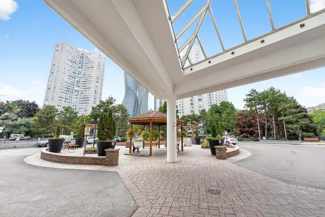 Additional image 5 of 3695 Kaneff Cres Unit 102