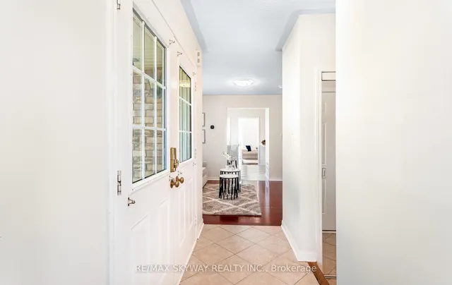 Additional image 6 of 74 Magnificent Crt