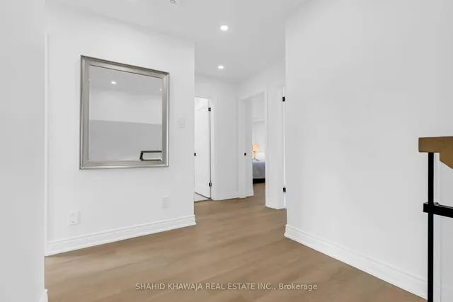 Additional image 24 of 3432 Glorene Crt