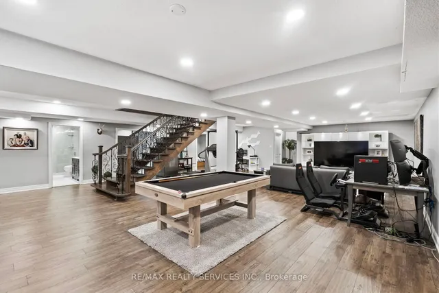 Additional image 38 of 8 Evergreen Ave