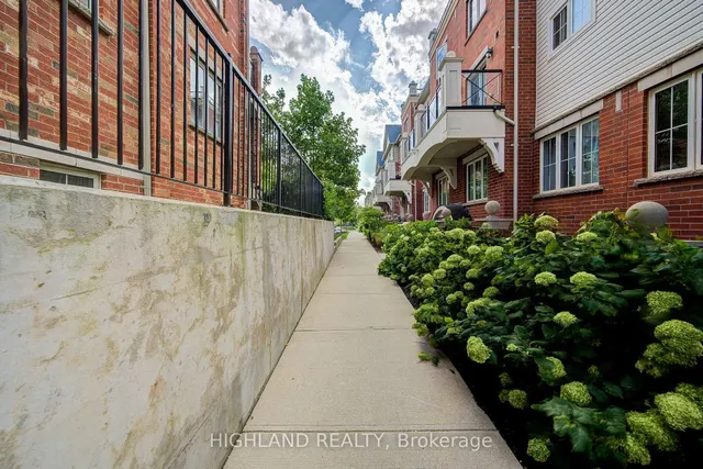 Additional image 37 of 2460 Post Rd Unit 7