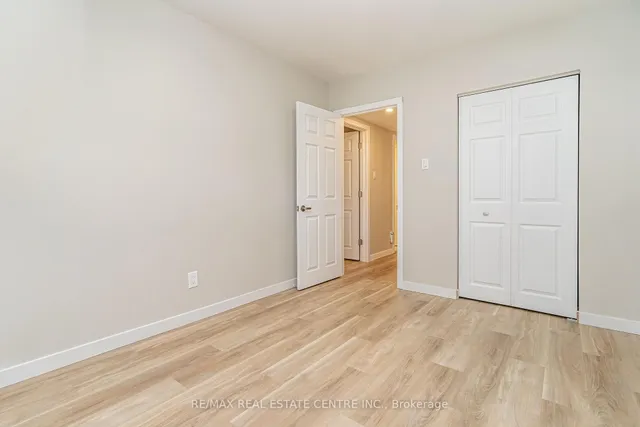 Additional image 27 of 23 Bedford Cres