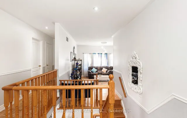 Additional image 23 of 5 Farthingale Cres