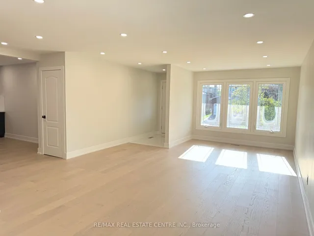 Additional image 3 of 1215 Larny Crt