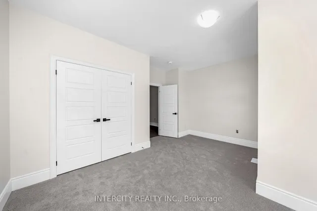 Additional image 33 of 18 Keyworth Cres