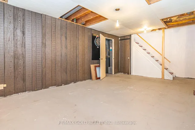 Additional image 34 of 12 Lorraine Cres