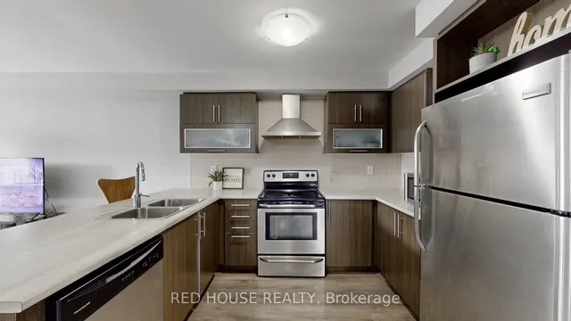 Additional image 8 of 9 Daylight St