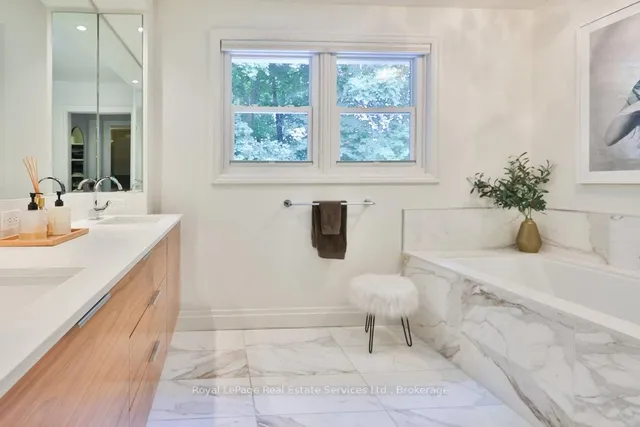 Additional image 18 of 165 Digby Rd