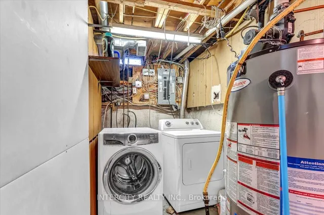 Additional image 33 of 6 Hedley Crt