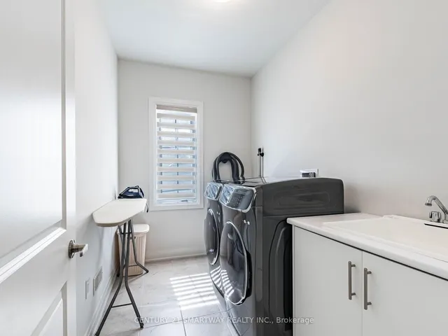 Additional image 36 of 58 Jura Cres