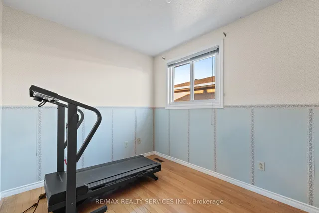 Additional image 23 of 67 Wildercroft Ave