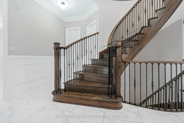 Additional image 19 of 102 Belladonna Circ