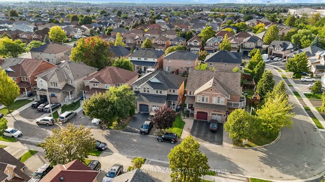 Additional image 43 of 17 Prince Cres