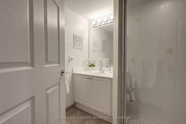 Additional image 34 of 2325 Central Park Dr Unit 311