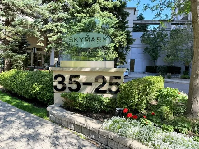 Property image for 25 Kingsbridge Garden Circ Unit 521