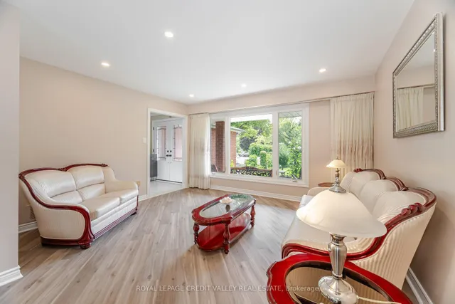 Additional image 10 of 40 Finsbury Dr