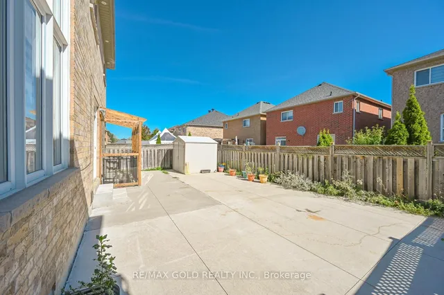 Additional image 43 of 3 Freshspring Dr