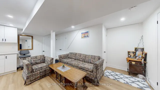 Additional image 35 of 64 Radford Dr