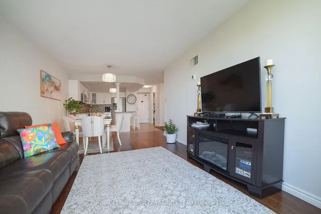 Additional image 23 of 1270 Maple Crossing Blvd Unit 1808