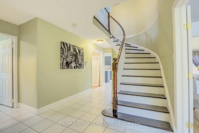 Additional image 2 of 24 Nobel Pl