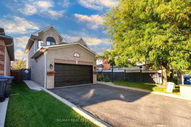 Additional image 48 of 37 Pebblestone Circ