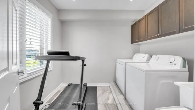 Additional image 30 of 232 Sky Harbour Dr