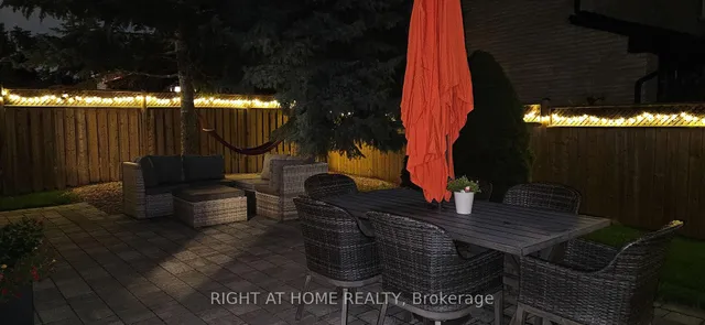 Additional image 48 of 1517 Queensbury Cres