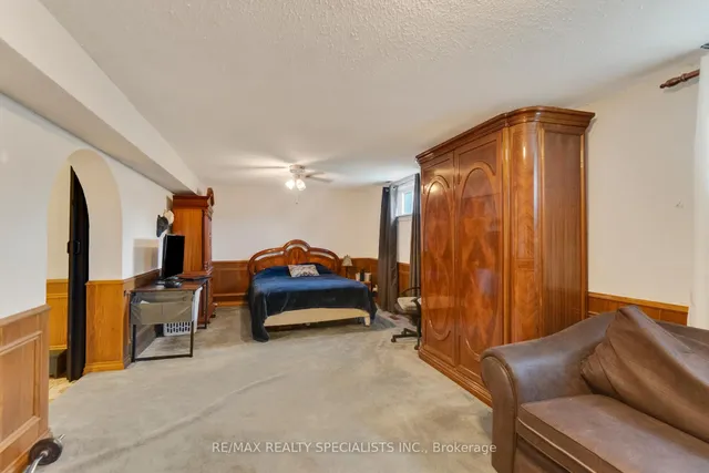 Additional image 30 of 8 Malcolm Cres