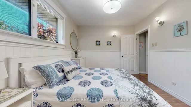 Additional image 19 of 262 Randall Cres