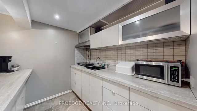Additional image 39 of 262 Randall Cres