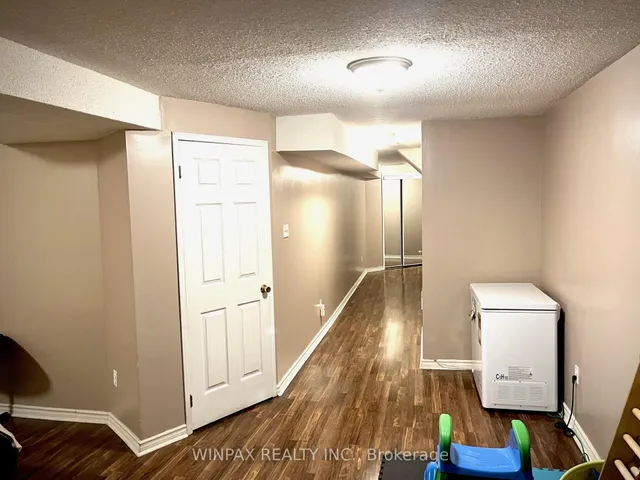 Additional image 33 of 800 Constellation Dr Unit 13