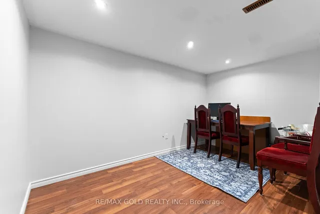 Additional image 37 of 83 Mount Ranier Cres