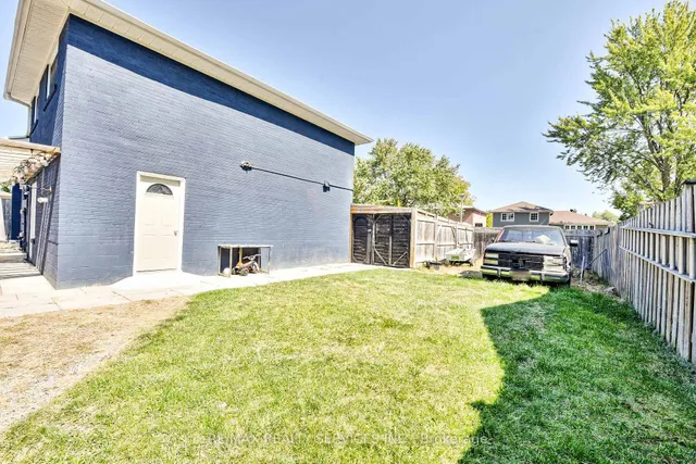 Additional image 44 of 23 Windermere Crt