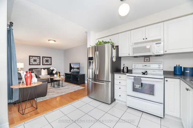 Additional image 14 of 37 Sunnybrook Cres