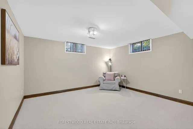 Additional image 39 of 971 Lovingston Cres