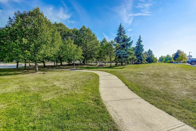 Additional image 9 of 200 Glenashton Dr