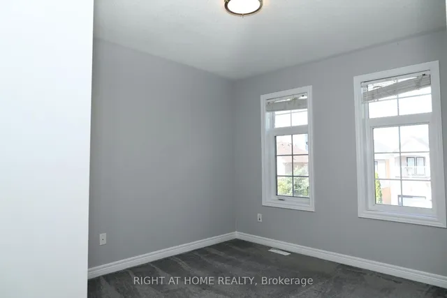 Additional image 19 of 15 Krakow St