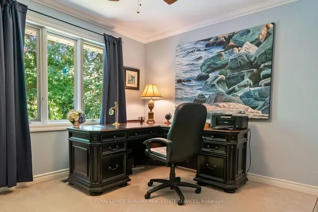 Additional image 31 of 1318 Hillview Cres