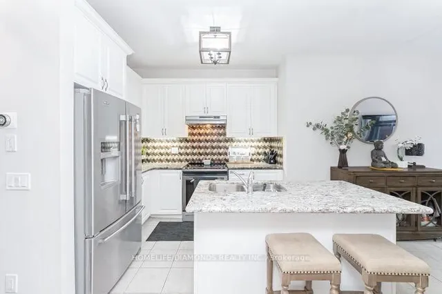 Additional image 11 of 4 FOLIAGE Dr