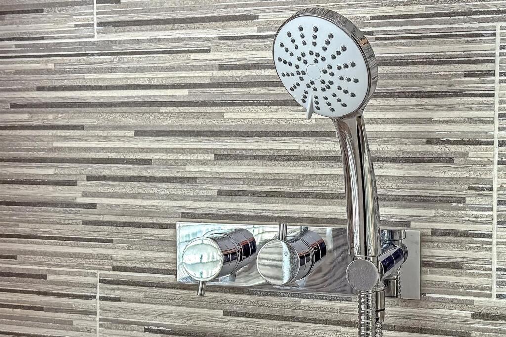 Additional image 32 of Cell Barnes Lane, St. Albans