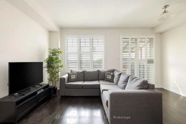 Additional image 6 of 202 Sky Harbour Dr