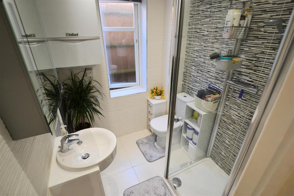 Additional image 19 of Roe Green Lane, Hatfield