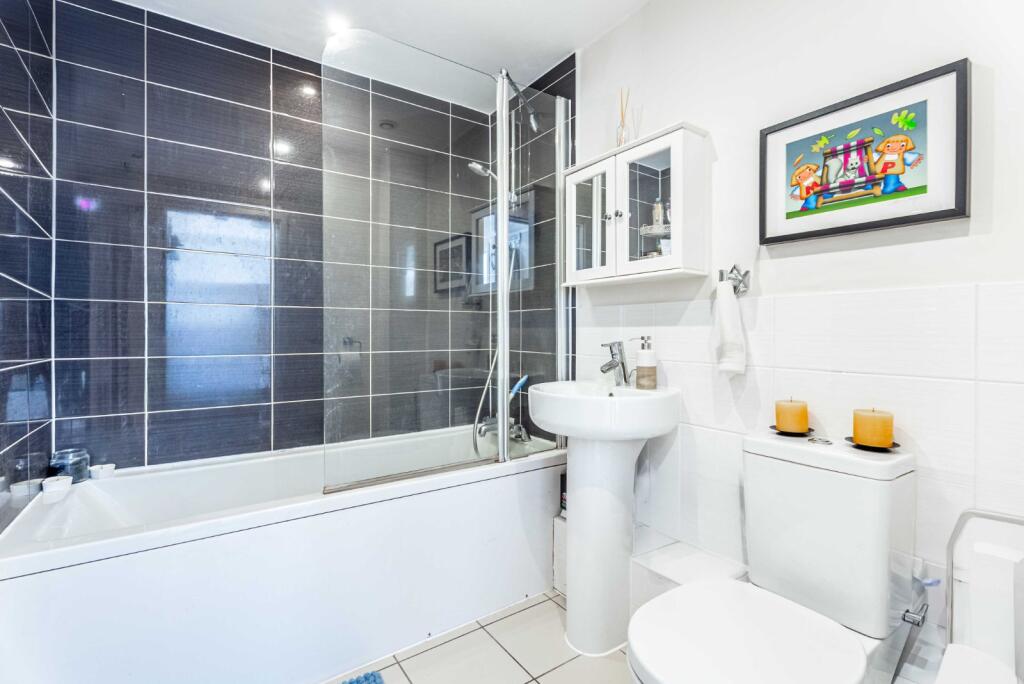 Additional image 9 of Oriel Court, Newsom Place, St. Albans, Hertfordshire, AL1