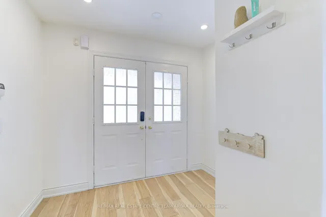 Additional image 4 of 3 Checkerberry Cres